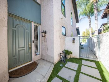 627 Avery Place