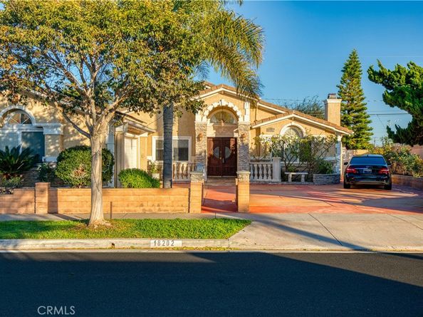 18202 Beach Boulevard, Huntington Beach CA 92648