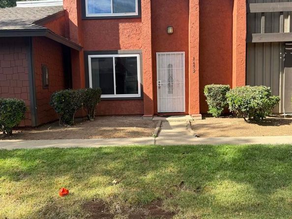 1652 E Summertime Drive 2, San Diego CA 92021