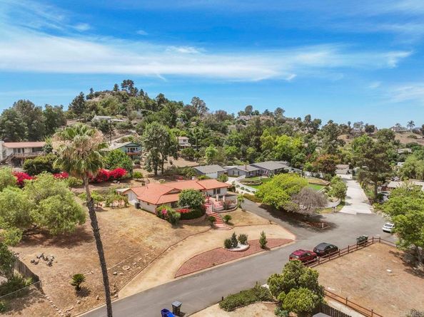 1904 Grove Road, El Cajon CA 92020