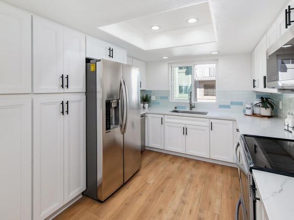 4094 Mahaila Ave B, San Diego CA 92122