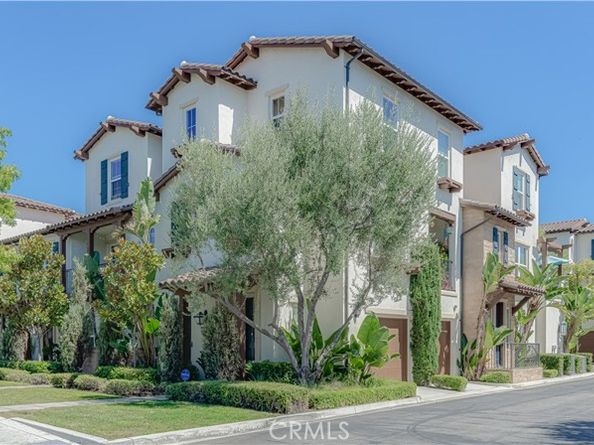 672 E Valencia 108, Anaheim CA 92805