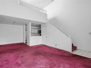433 E Tamarack