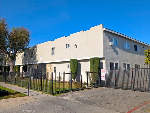 1227 W Brook, Santa Ana CA 92703