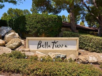 25591 Indian Hill Lane