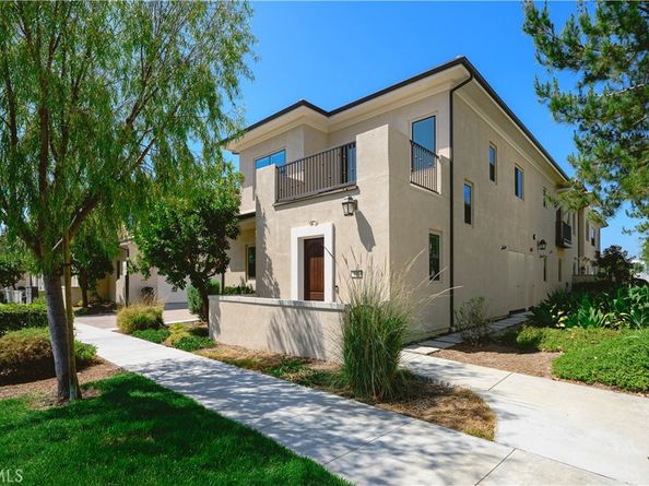 199 Follyhatch, Irvine CA 92618