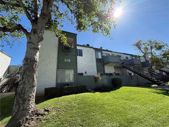 619 N Bristol 23, Santa Ana CA 92703