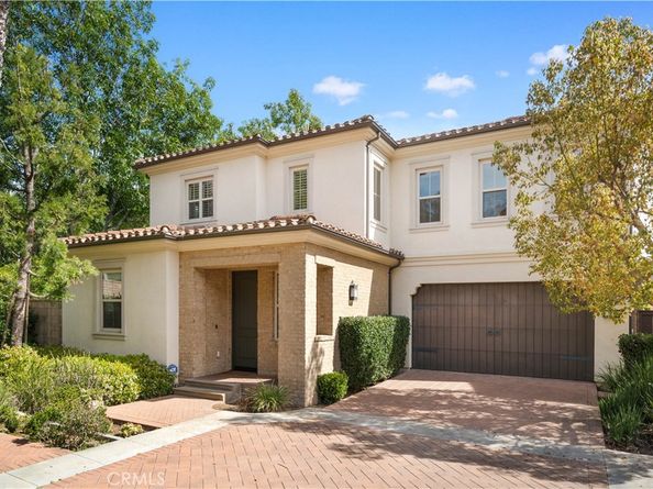 21 Fanpalm, Irvine CA 92620