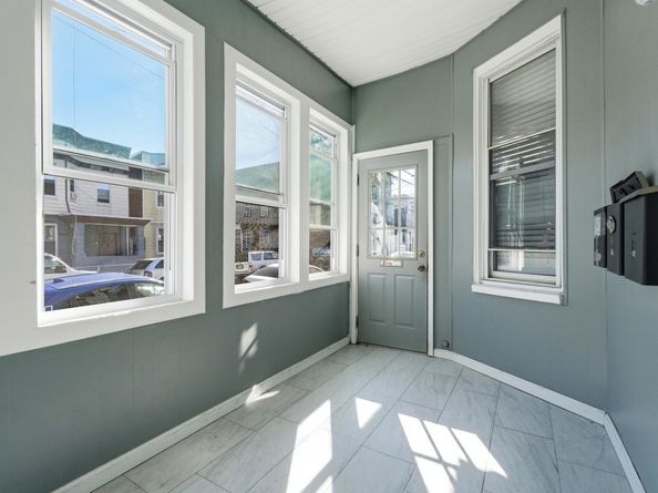 424 56th St, West New York NJ 07093