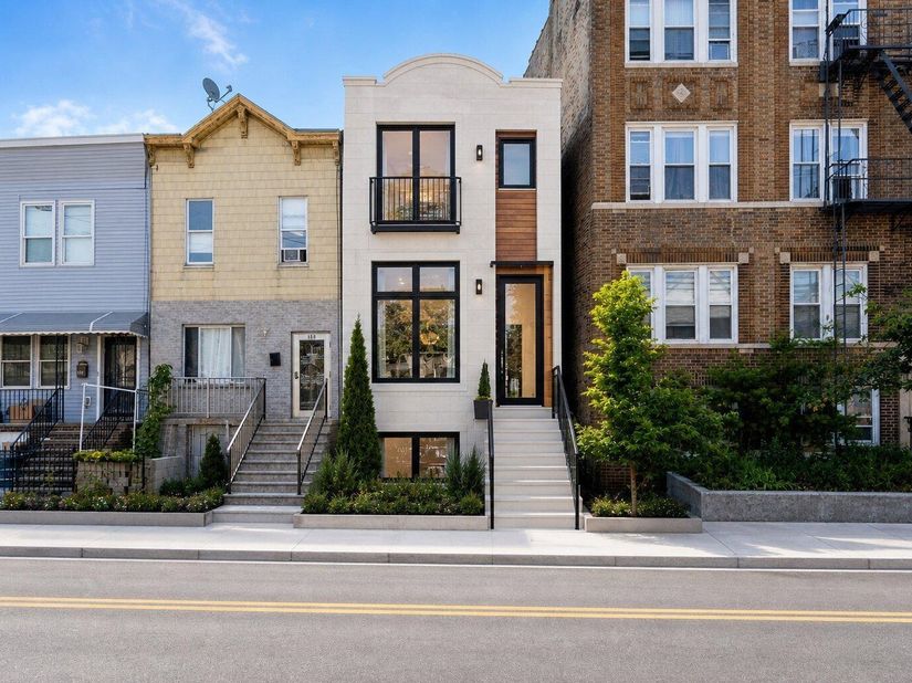 178 Tonnelle Ave, Jersey City NJ 07306