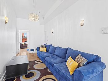 231 Grand St