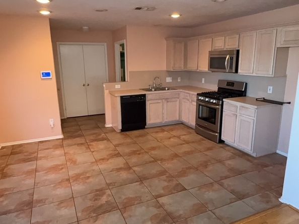 6014 Pinacle Point, Houston TX 77085