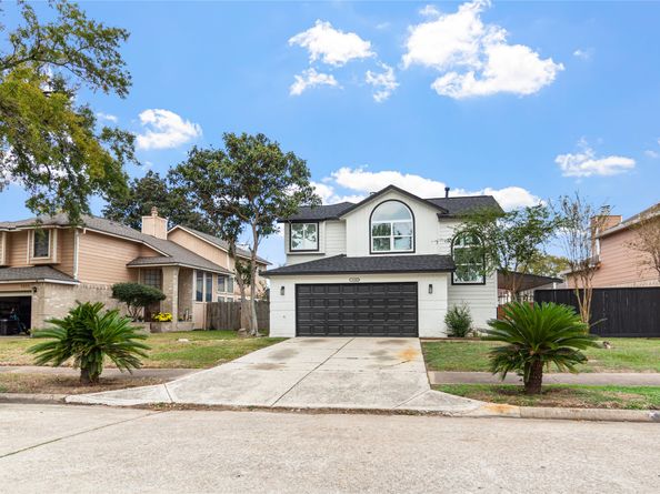 3718 Storm Creek Drive, Houston TX 77088