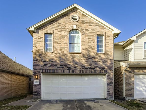 826 Forest Hillside Lane, Houston TX 77067