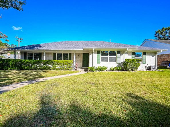 5438 Jackwood Street, Houston TX 77096