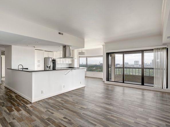 2001 Holcombe Boulevard 2304, Houston TX 77030