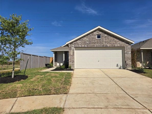 21519 Willow River Canyon Lane, Waller TX 77484