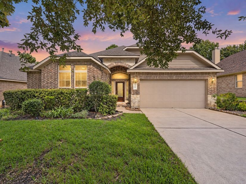 1954 Honey Laurel Drive, Conroe TX 77304