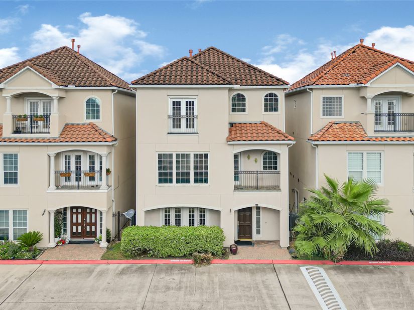 7130 Windwater Parkway N, Houston TX 77036