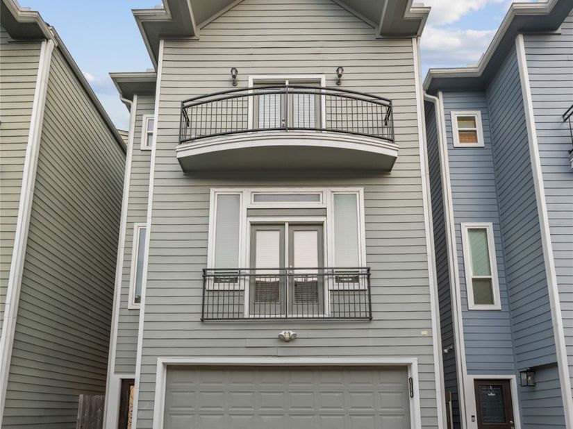 626 E 28th Street, Houston TX 77008