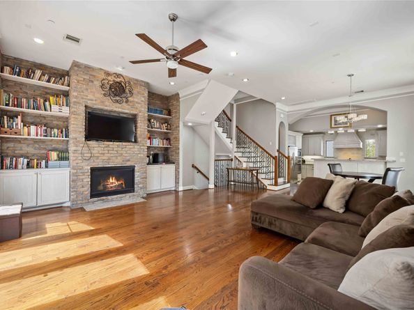 328 Bomar Street, Houston TX 77006