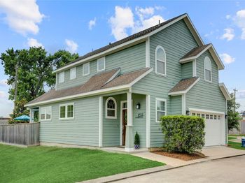 1834 Woodbend Village Court