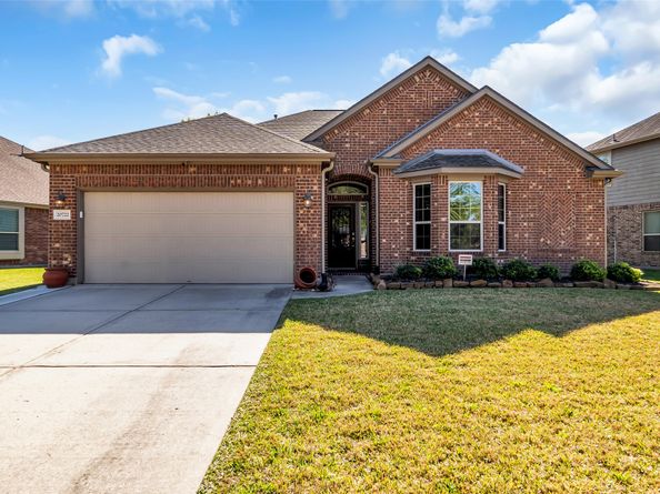 20722 Oakhurst Creek Dr, Porter TX 77365