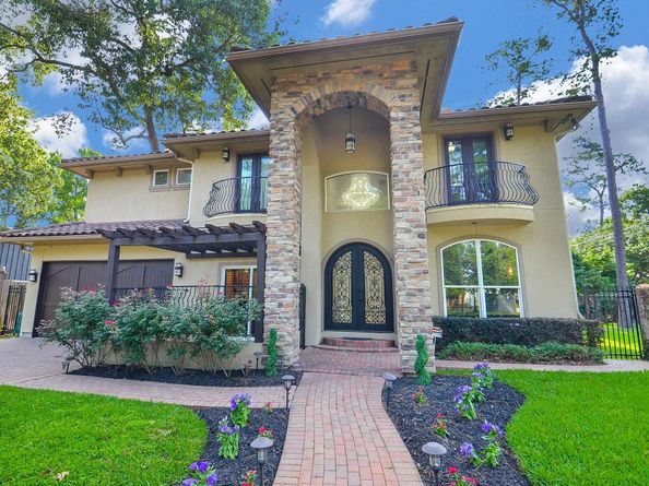 1402 Lynnview Drive, Houston TX 77055