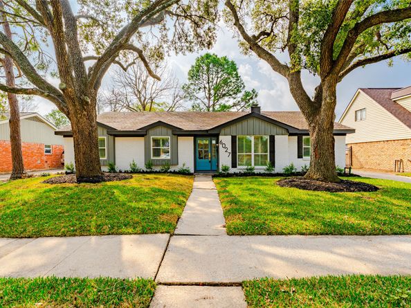 6027 Valkeith Drive, Houston TX 77096