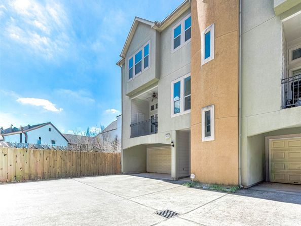 5723 Petty Street, Houston TX 77007