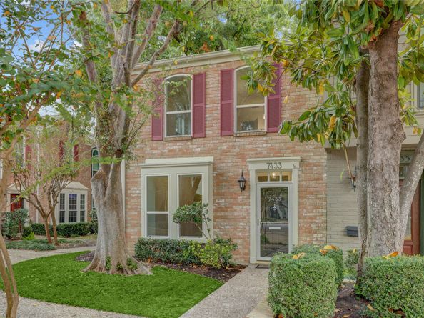 7433 Brompton Street, Houston TX 77025