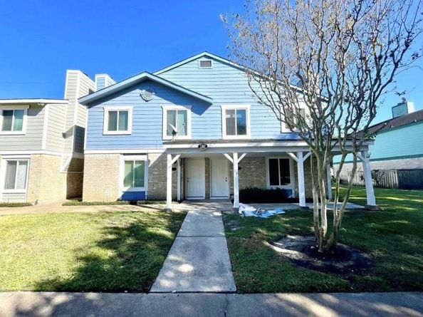 752 Memorial Mews Street ABCD, Houston TX 77079