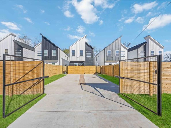 1801 Tillison Street A/B, Houston TX 77088