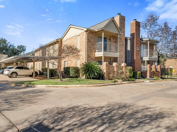 1515 Sandy Springs Road 3404, Houston TX 77042