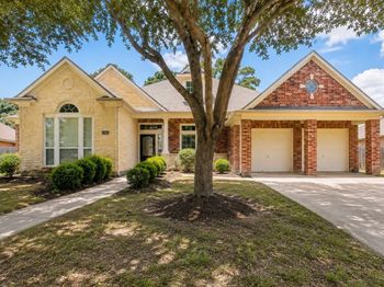 15923 Maple Shores Drive