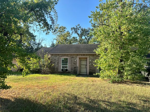 9254 Richland Drive, Houston TX 77078