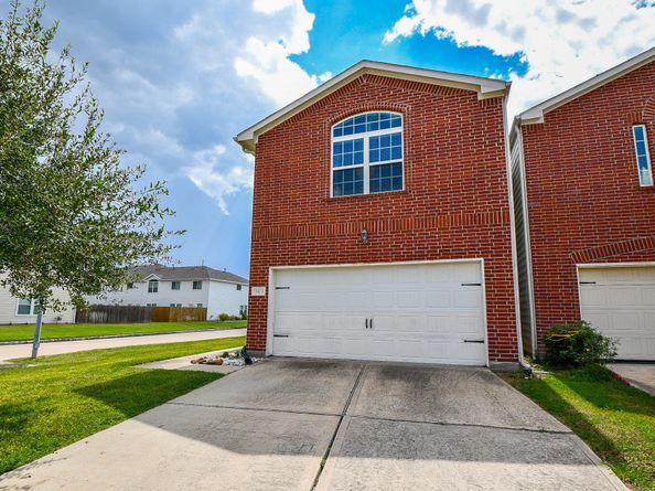 5103 Dartmoor Ridge Trail, Houston TX 77066