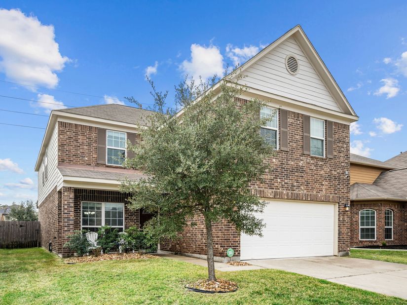 2702 Elm Crossing Trail, Spring TX 77386