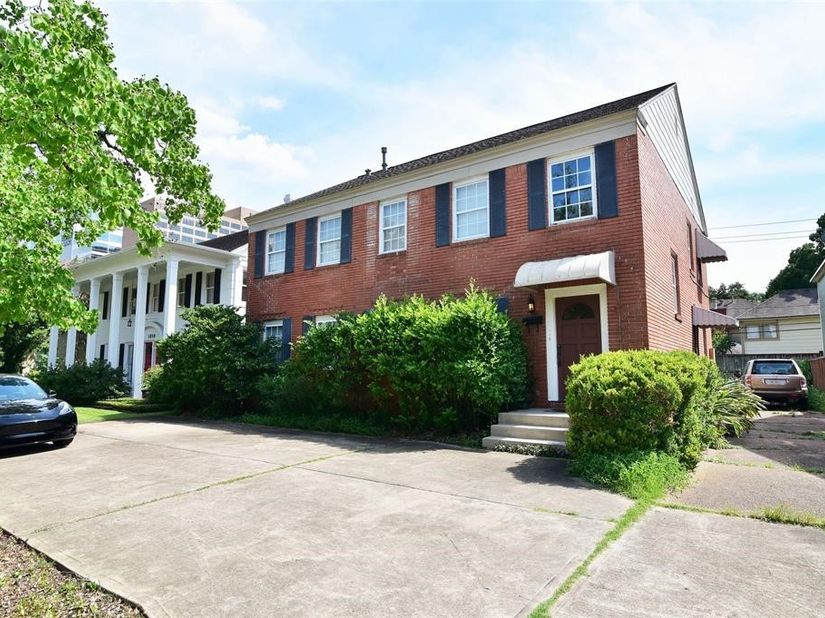 1961 Dryden Road, Houston TX 77030