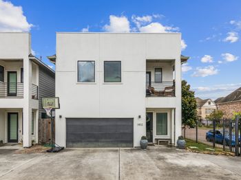 3802 Summa Place