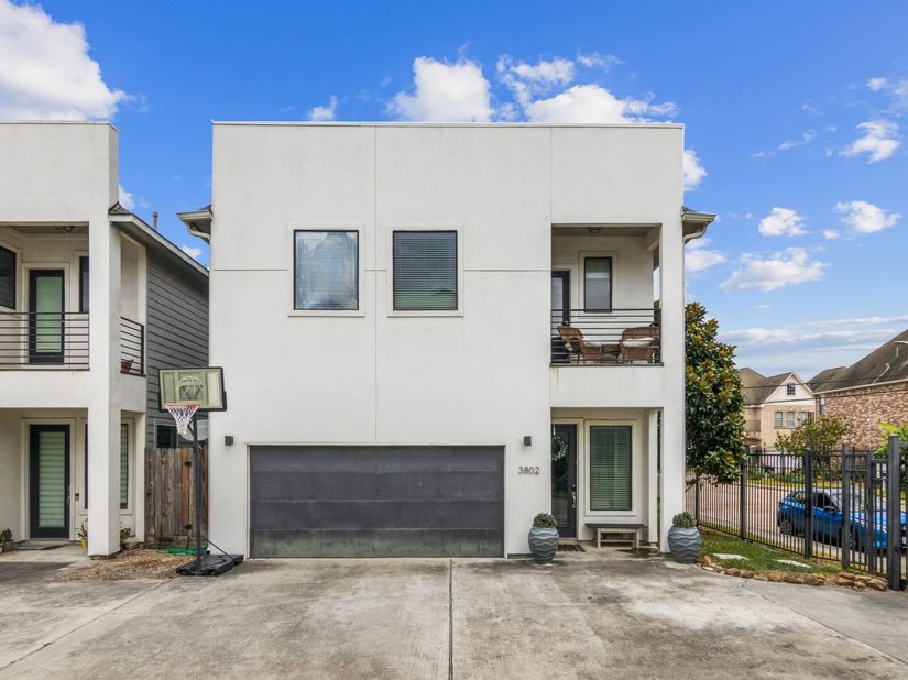 3802 Summa Place, Houston TX 77025