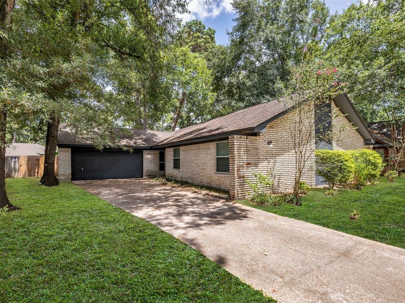 2023 Shadow Rock Drive, Kingwood TX 77339