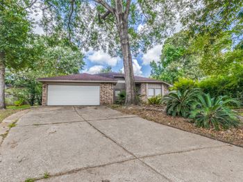 2803 Parkwood Manor Drive