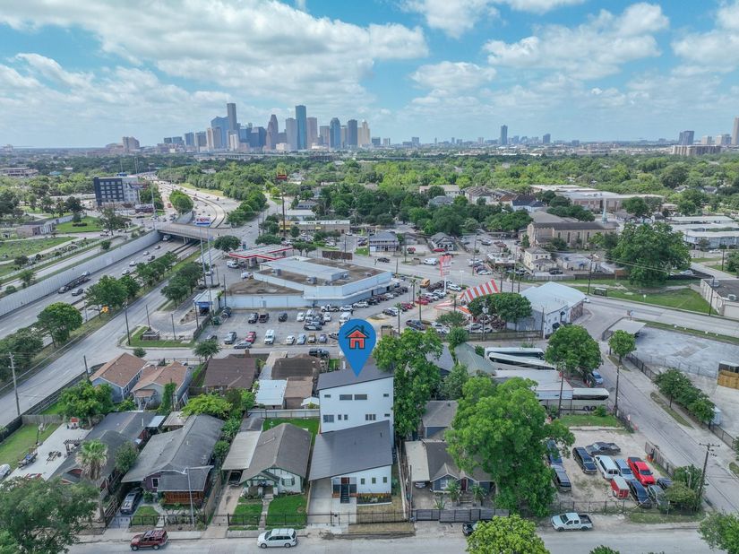 601 Cottage Street, Houston TX 77009