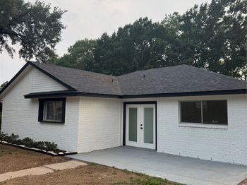 2121 Baylor Drive