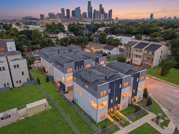 1804 Elysian Street, Houston TX 77026
