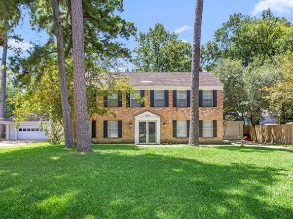 2142 Parkdale Drive, Houston TX 77339