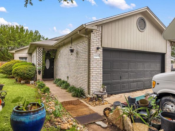 4408 Lendall LN, Austin TX 78744