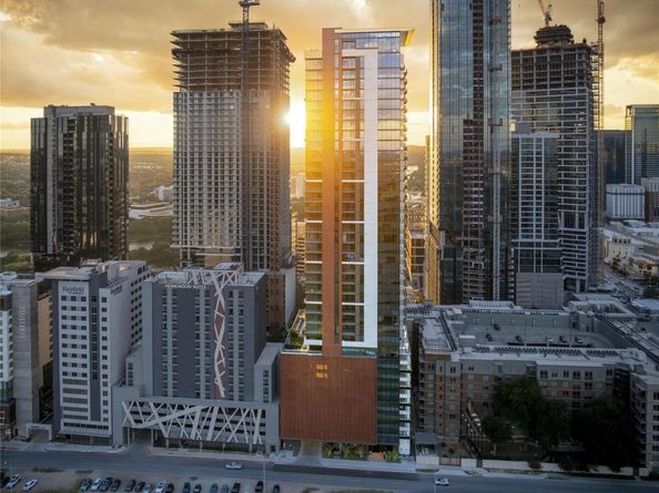 84 East Ave 1506, Austin TX 78701