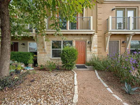 1101 Grove BLVD 803, Austin TX 78741